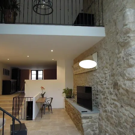 La Bourgade * Céreste