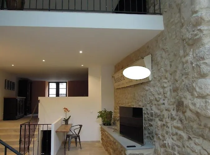 La Bourgade * Cereste