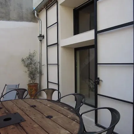 La Bourgade Semesterbostad *